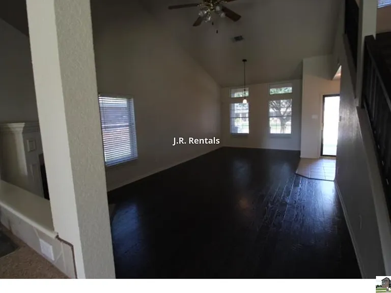 5611 Bertha Dr — Photo 26