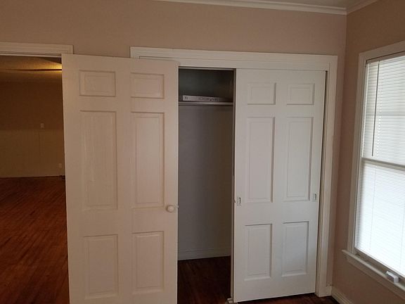 4th image of 908 S Donnybrook Ave APT 2
