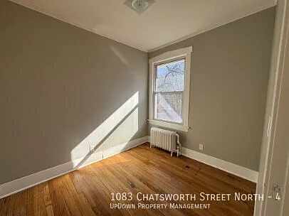 1083 Chatsworth St N #4 — Photo 7