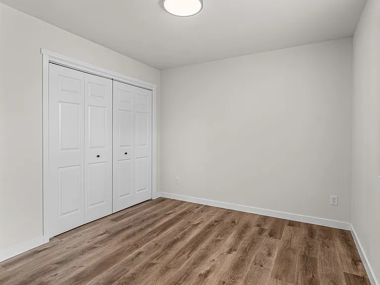 1302 S 14th Ave — Photo 38