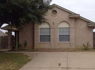 1908 Denmark Ln, Laredo, TX 78045