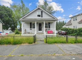 133 Hanover Ave, Pawtucket, RI 02861