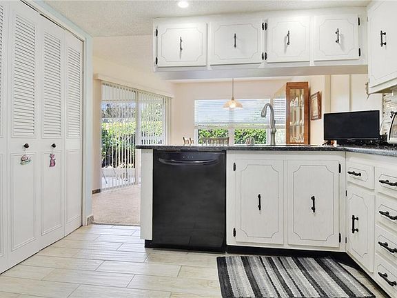 4th image of 1318 Moreland Dr Unit 104
