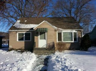 520 S 7th St, La Crescent, MN 55947