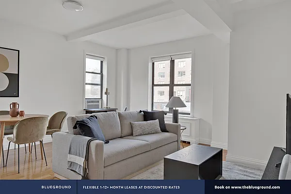 Rented by The Blueground | media 2