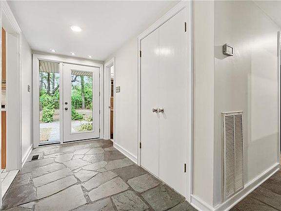 4th image of 4313 Faigle Rd