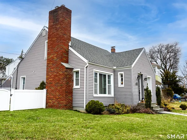 15 Henry Avenue, Stratford, CT 06614