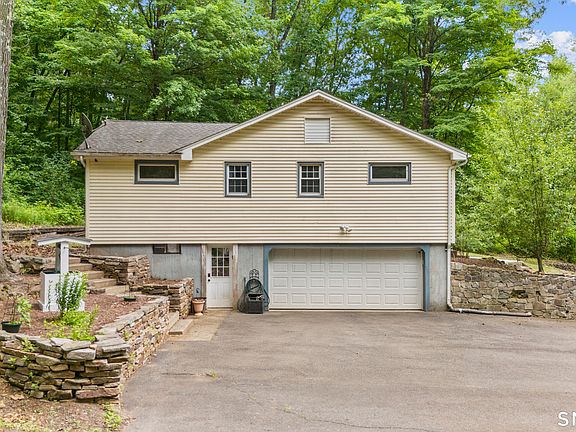 4th image of 1218 Woodruff Street