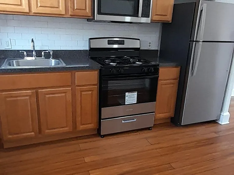 535 Titan St — Photo 9