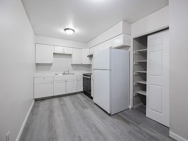 2338 E Broadway Rd, Mesa Az — Photo 7