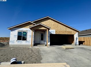 885 E Kinsley Ave, Hermiston, OR 97838