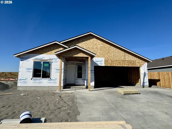 885 E Kinsley Ave, Hermiston, OR 97838