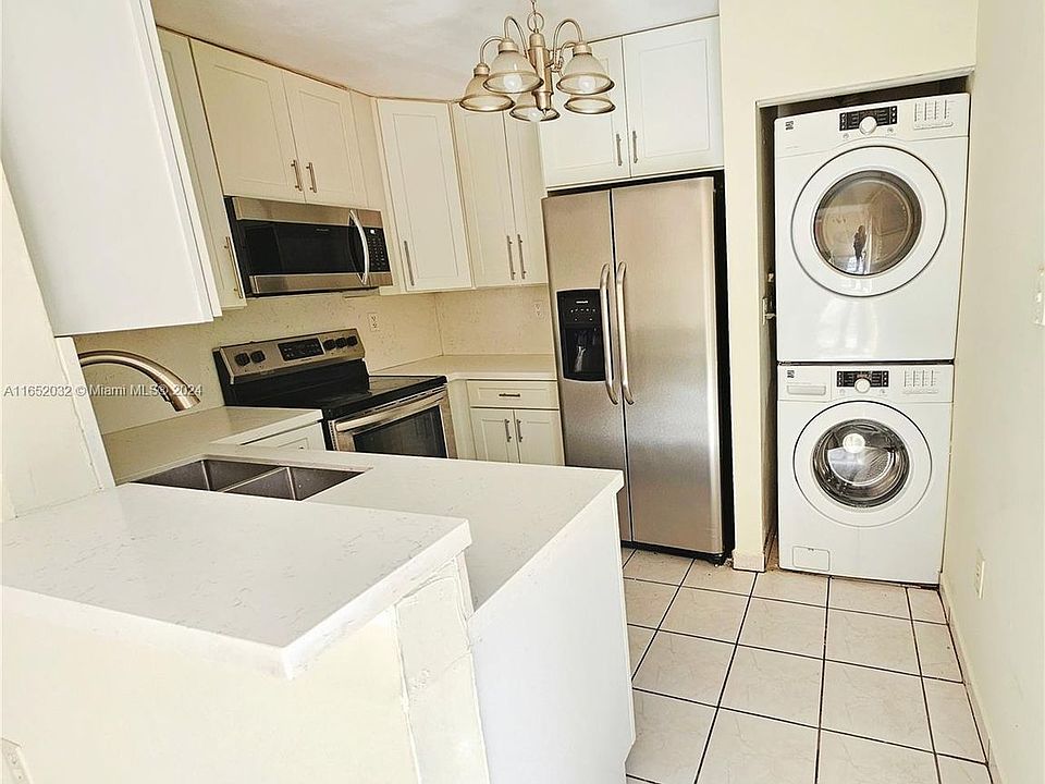 1st image of 9980 NW 9th Street Cir APT 101
