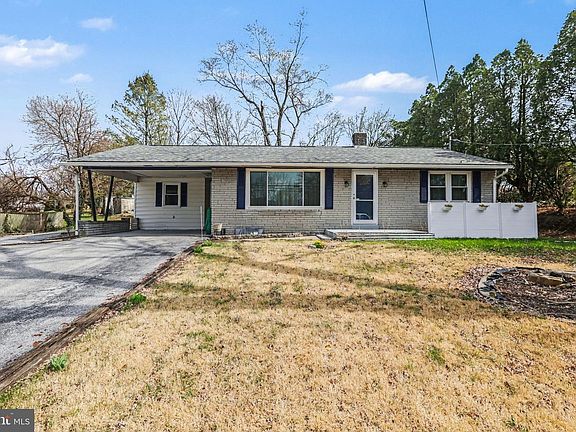 2nd image of 3111 Spring Rd