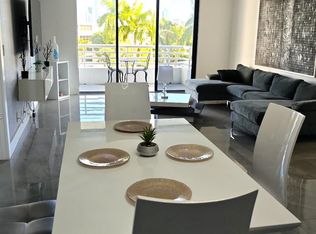 3300 NE 192nd St APT 517, Aventura, FL 33180