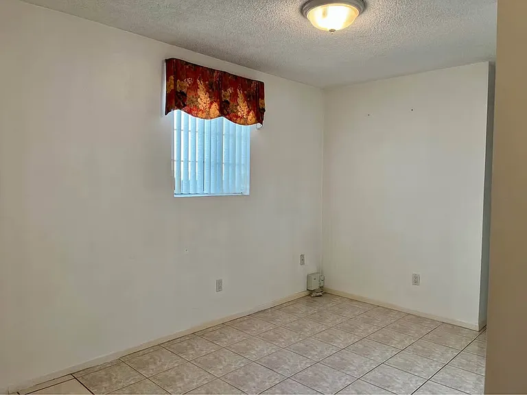 Entering the hallway from the living room