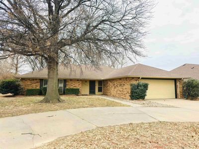 1102 Creekdale, Enid, OK, 73703