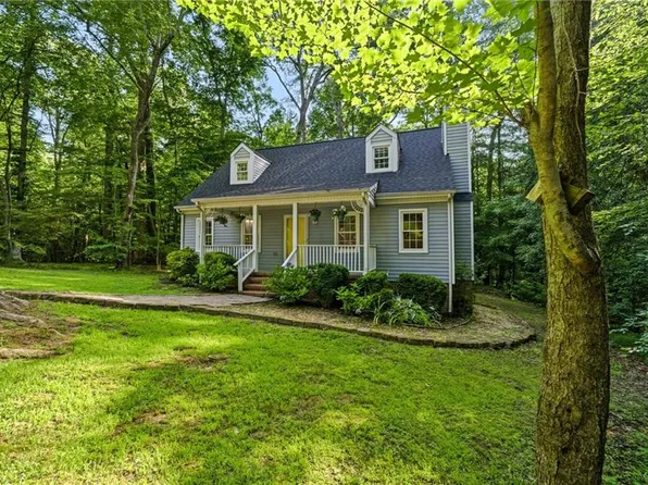 102 Tampa Cir, Williamsburg, VA 23188