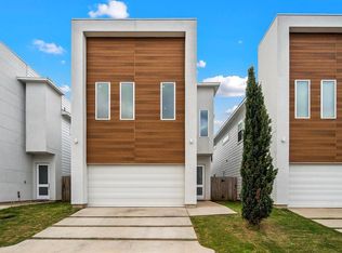 5511 Paraiso Pl, Houston, TX 77091