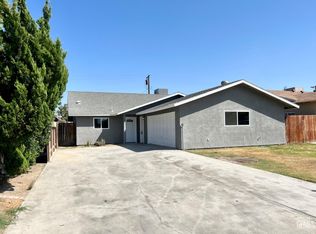 948 2nd St, Wasco, CA 93280