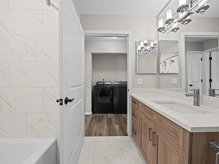 In Home Washer/Dryer at The Reserve at Prentiss Pointe Apartments in Harrison Township