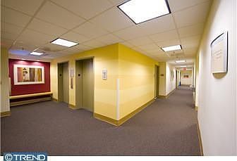 4th image of 1740 South St Ste 402