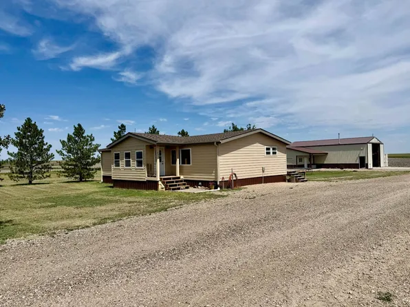 716 Cooper Ave, Weskan, KS 67762