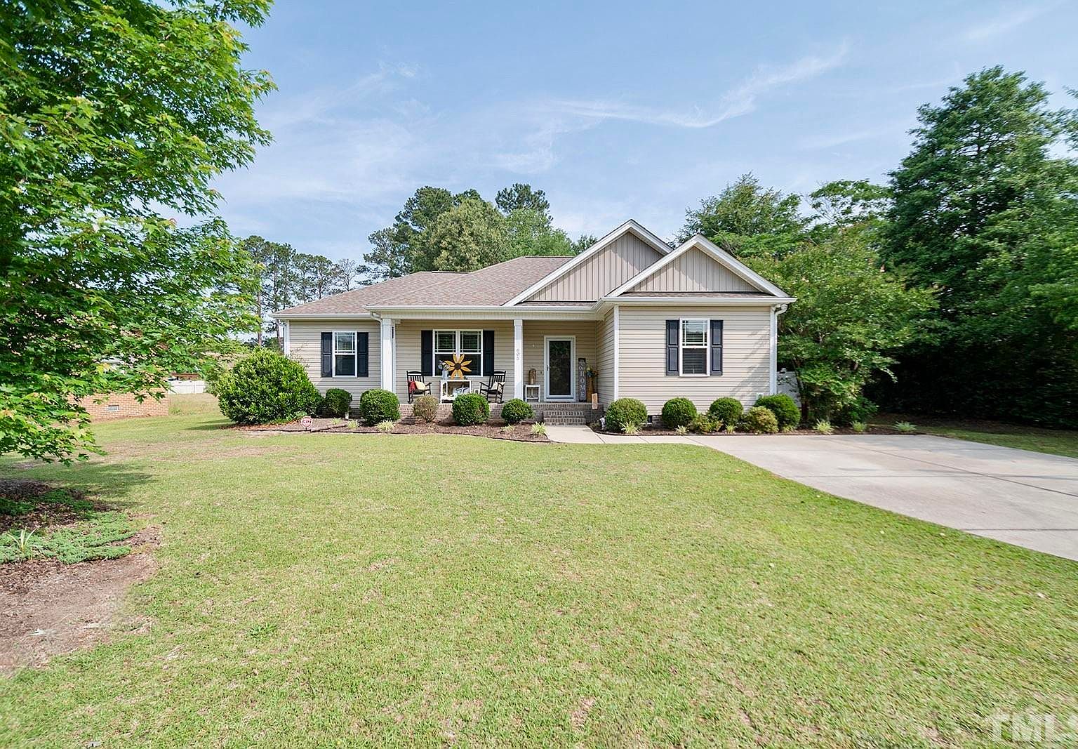 605 Camellia Dr, Four Oaks, NC 27524 Zillow