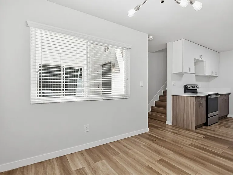 25829 Viana — Photo 33