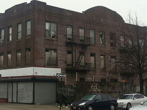 4th image of 2150 Bath Ave