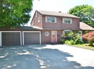 37 Narragansett Ave, Worcester, MA 01607