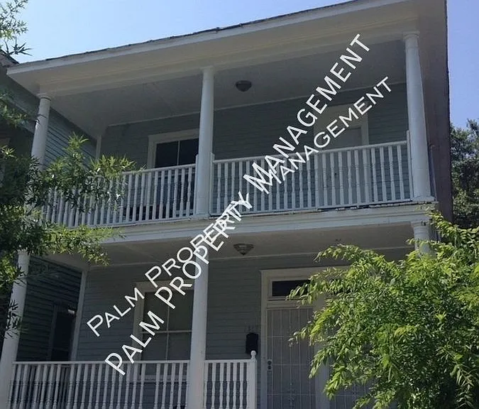 1013 E Park Ave — Photo 2