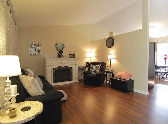 3rd image of 121 Brentwood Dr