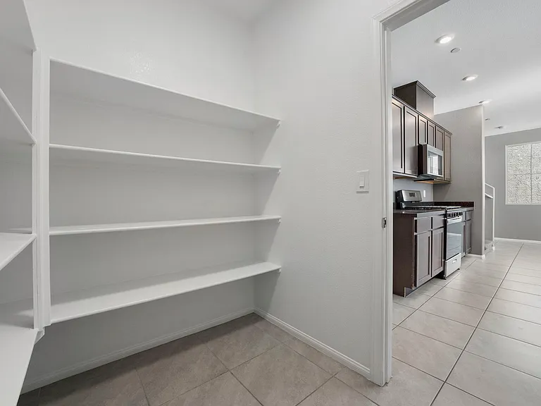10949 Oregano Ave — Photo 22