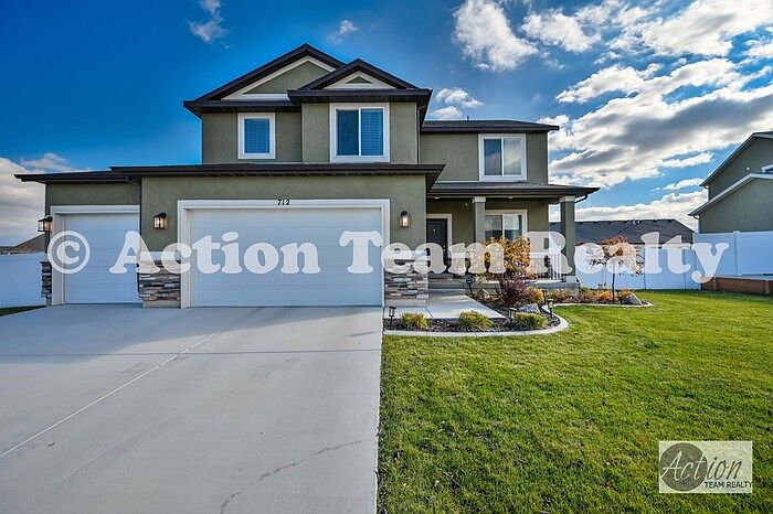 1st image of 712 S Hobby Horse Ln