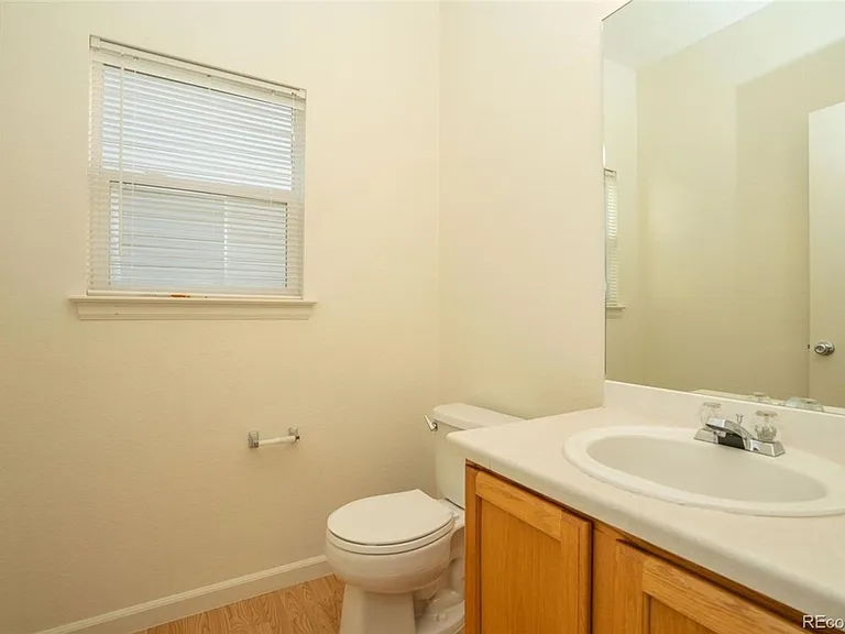 1917 Wildrose Dr — Photo 10