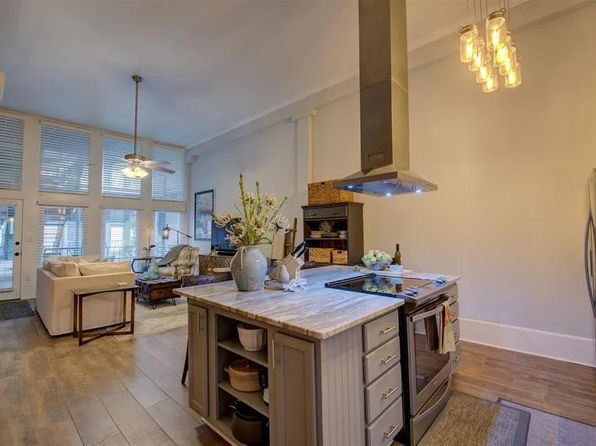 71 Union Ave APT 101