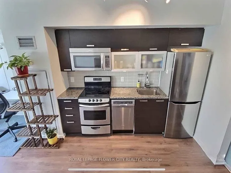68 Abell St #1112 — Photo 7