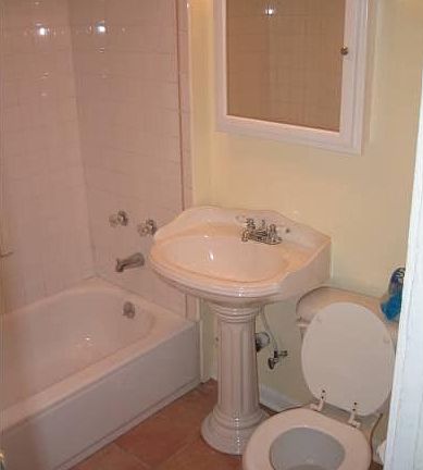 5th image of 5042 N Oakley Ave