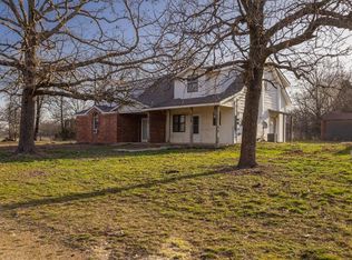 10918 Jaybird Rd, Gravette, AR 72736