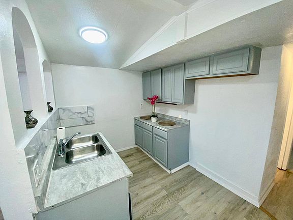 2nd image of 1859 Marquette Ave #205