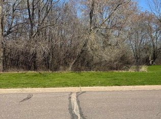 Macarthur Ave, Ashland, WI 54806