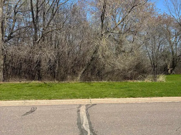 Macarthur Ave, Ashland, WI 54806