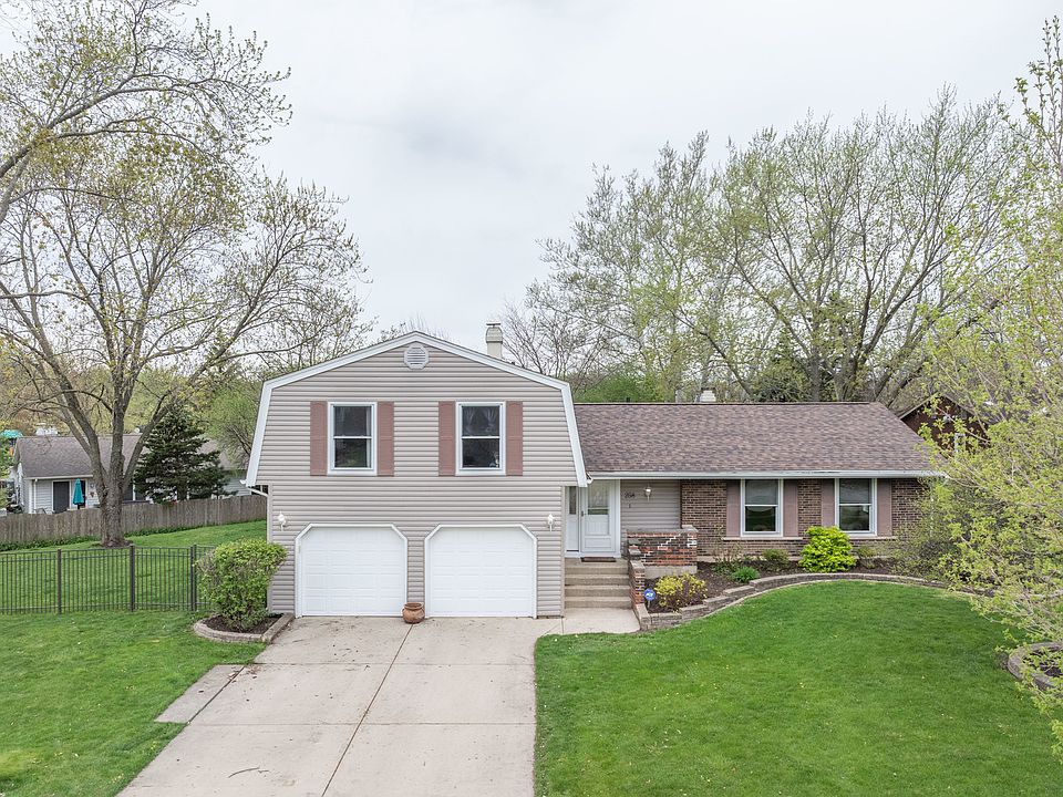 1st image of 258 Fremont Ct