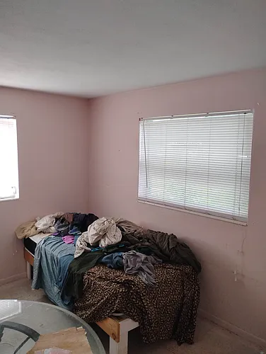 469 Stipe St Photo 1