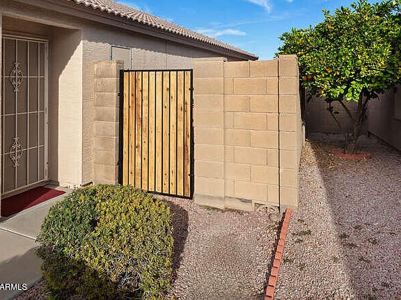 5th image of 11402 W HUTTON Drive