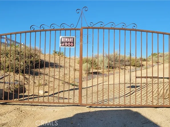 8325 Deer Haven Dr, Pinon Hills, CA 92372