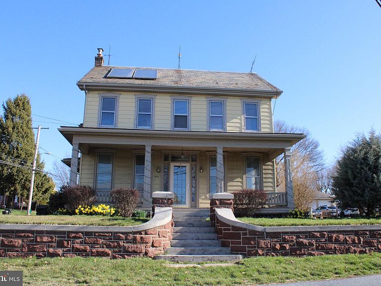 Listing photo 3