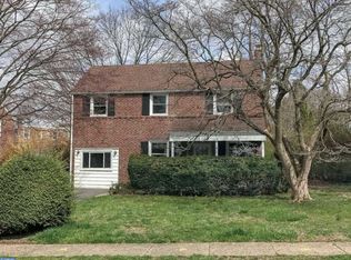 805 Irvington Rd, Drexel Hill, PA 19026