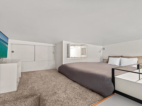 5th image of 143 Sullivan St APT 16